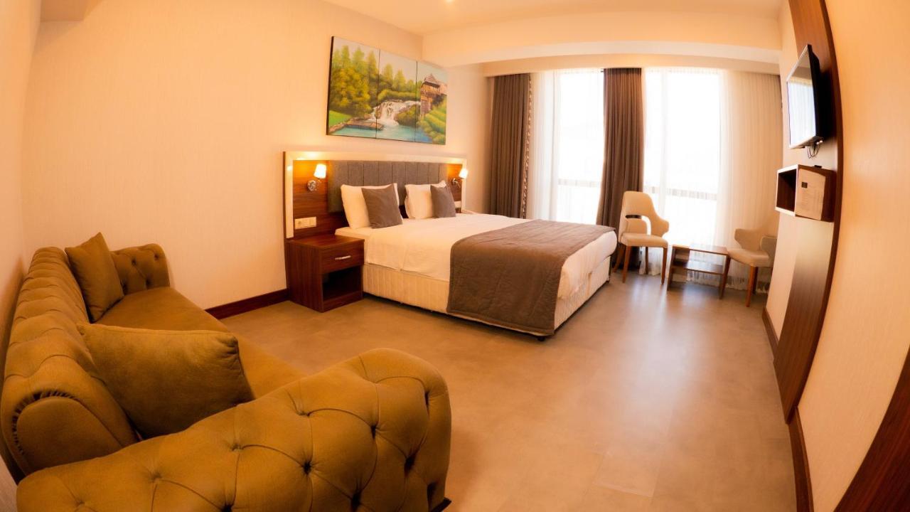 Hotel Deryaman 3*